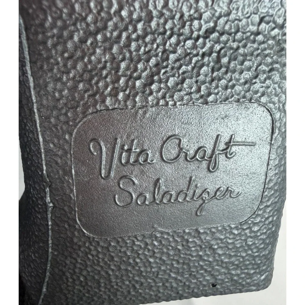 Vintage Vita Craft Saladizer Food Cutter L.G. Gildersleeve Pasadena 3 Cones Red